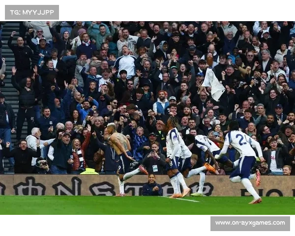 伯恩茅斯1-1伯恩利，保级战平局收场